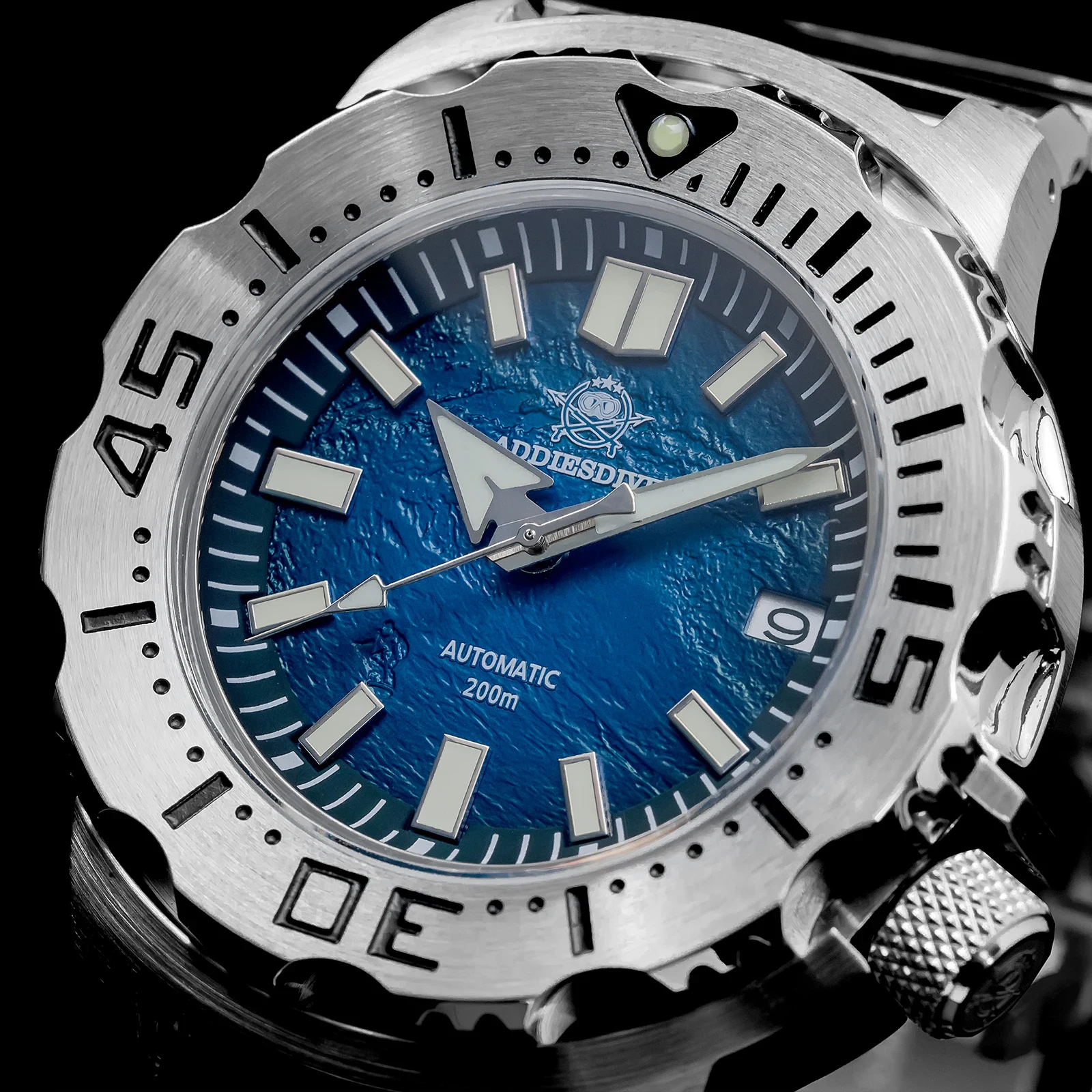 Diving Automatic Watch Stainless Steel Band Sapphi